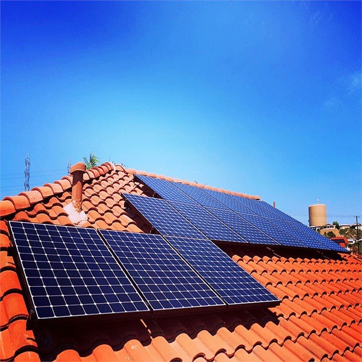 mounting solar panels on tile roof