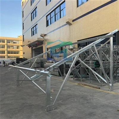 Stalowy system regałów solarnych HDG